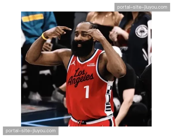 哈登离队快船组织瘫痪 季后赛希望大幅降低