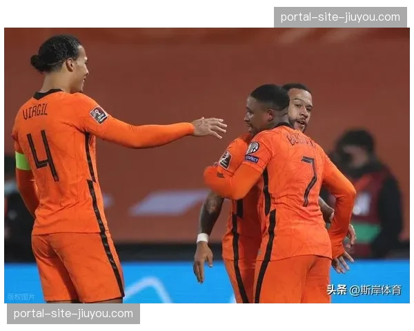 荷兰队雷暴天气应对预案 科曼制定比赛中断后战术调整